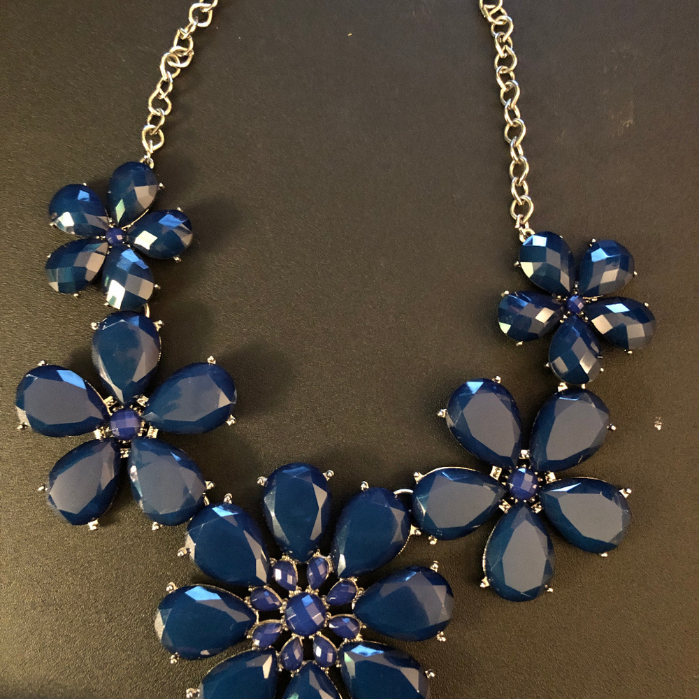 Bold Floral Statement Necklace